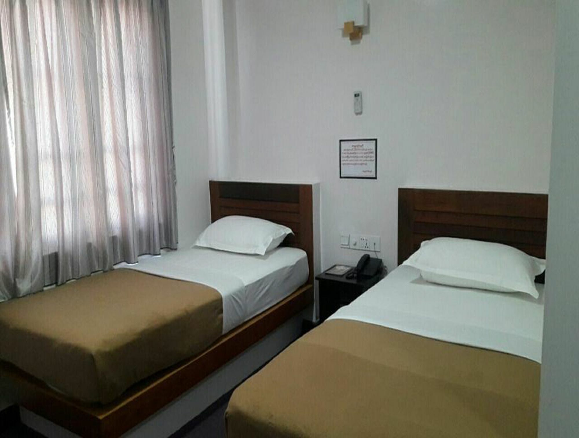 Venus Star Hotel Γιανγκόν Εξωτερικό φωτογραφία